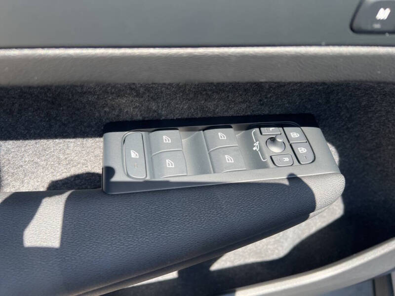 2026 Volvo XC40 B5 Core