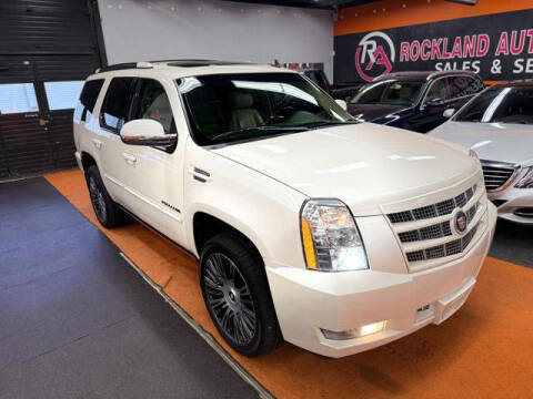 2012 Cadillac Escalade Premium