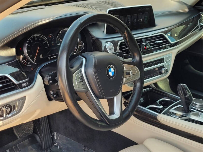 2016 BMW 7 Series 740i