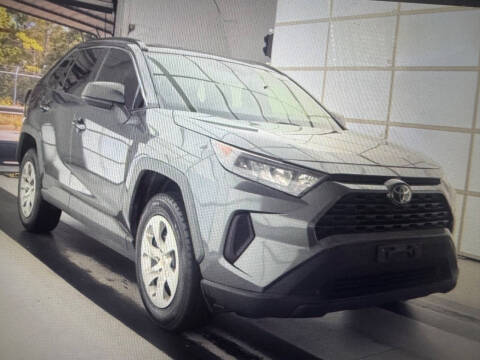 2020 Toyota RAV4 LE