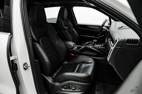 2023 Porsche Cayenne