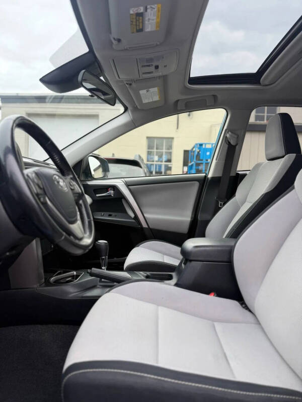 2017 Toyota RAV4 Hybrid