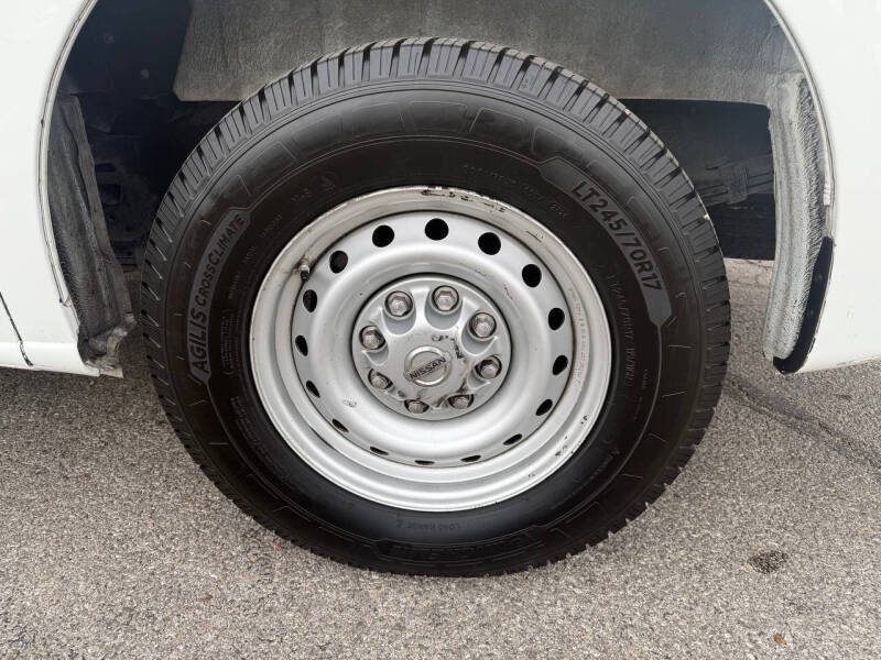 2016 Nissan NV 1500 S