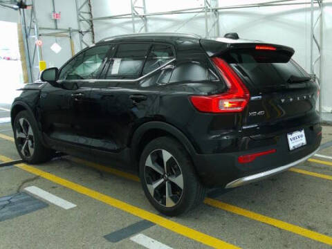 2024 Volvo XC40 B5 Plus Bright Theme