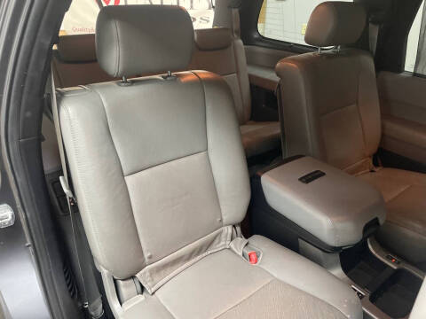 2011 Toyota Sequoia Platinum