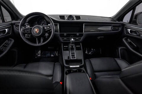 2025 Porsche Macan GTS