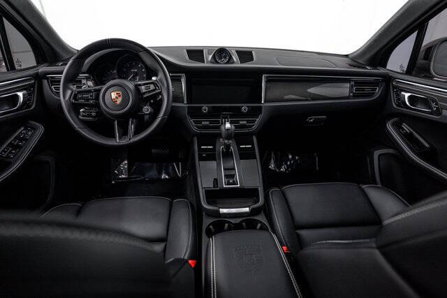 2025 Porsche Macan GTS