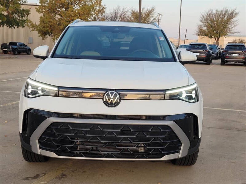 2025 Volkswagen Taos SEL 4Motion