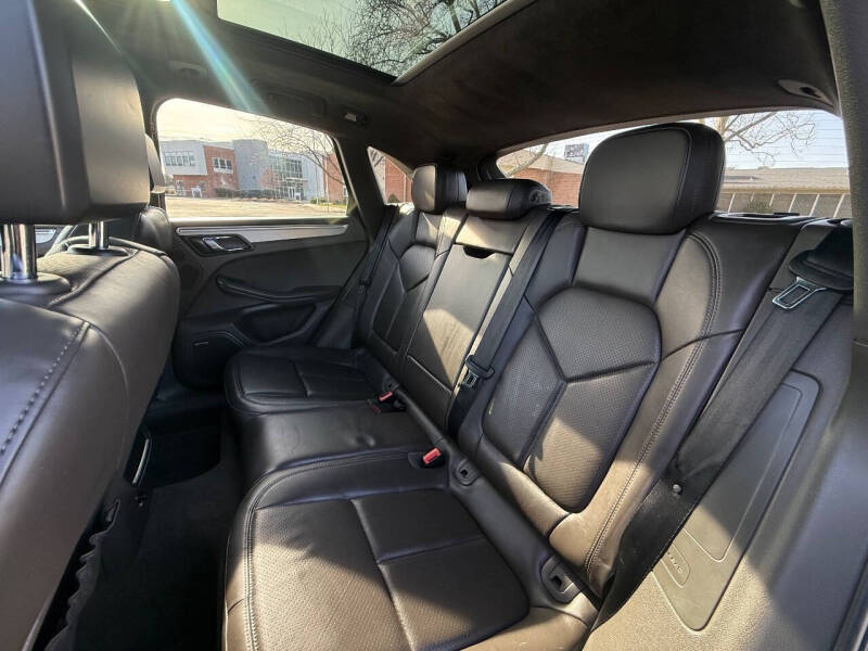 2015 Porsche Macan Turbo