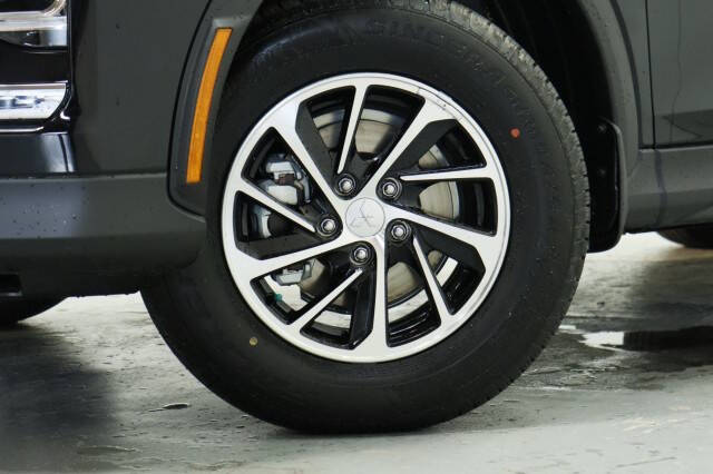 2026 Mitsubishi Eclipse Cross ES
