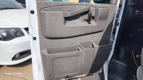 2017 GMC Savana 2500