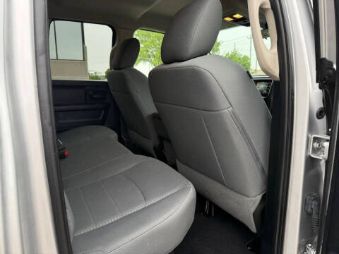2017 RAM 1500 Express