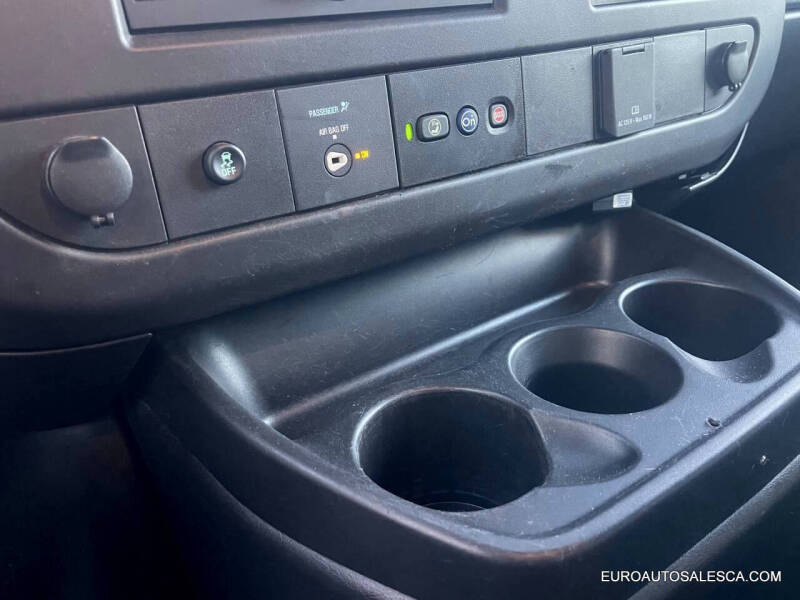 2021 Chevrolet Express 2500