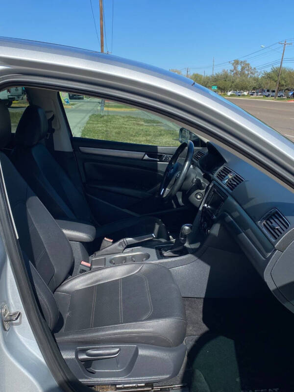 2014 Volkswagen Passat 1.8T SE