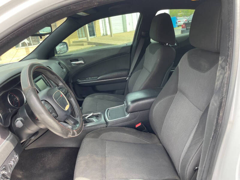 2015 Dodge Charger SE