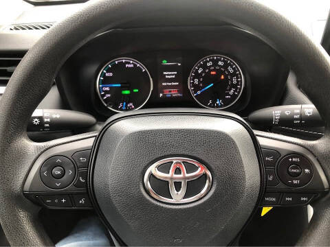 2022 Toyota RAV4 Hybrid LE