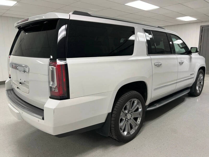 2017 GMC Yukon XL Denali