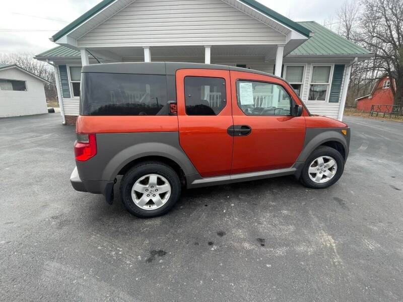 2005 Honda Element for sale at CRS Auto & Trailer Sales Inc in Clay City KY
