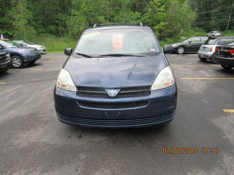 2005 Toyota Sienna for sale at Heritage Truck and Auto Inc. in Londonderry NH