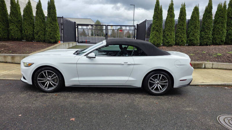 2015 Ford Mustang EcoBoost Premium