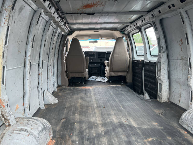 2016 Chevrolet Express 2500