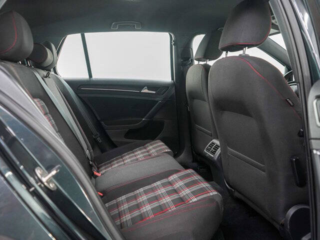 2017 Volkswagen Golf GTI S