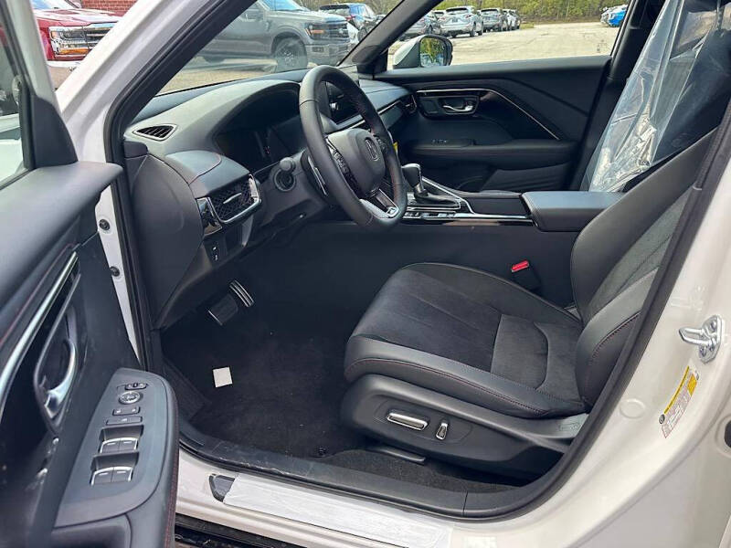 2025 Acura ADX w/A-SPEC