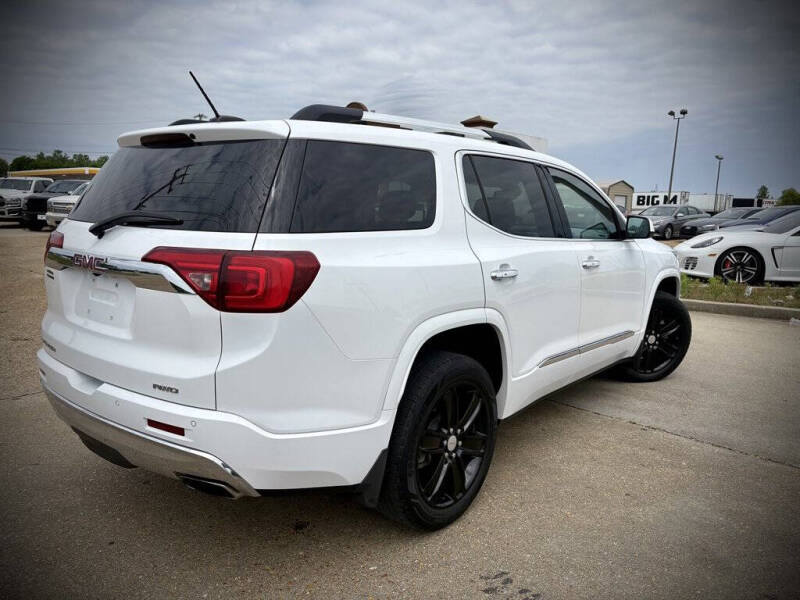 2019 GMC Acadia Denali