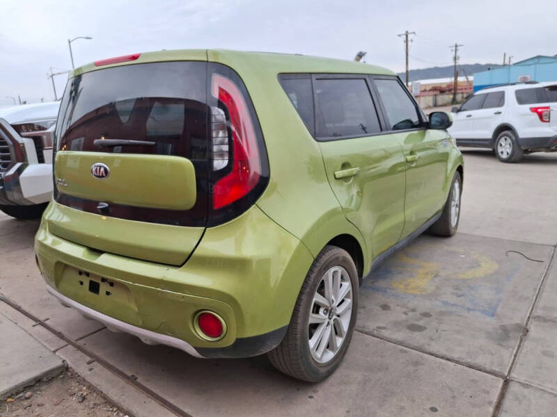 2018 Kia Soul +