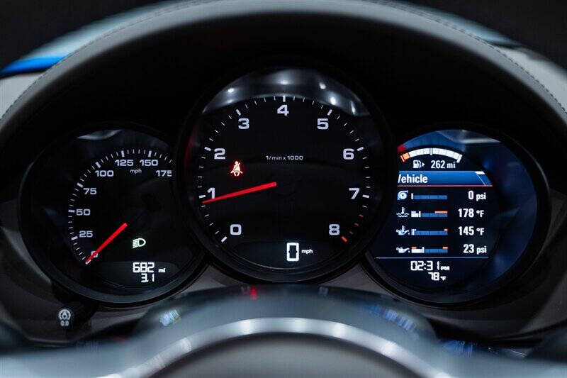 2022 Porsche 718 Boxster
