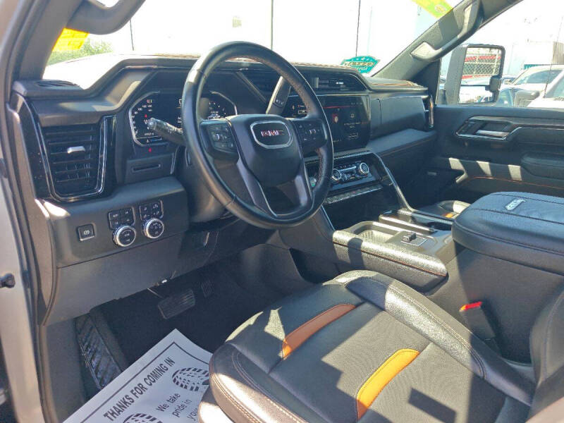 2025 GMC Sierra 2500HD