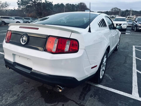 2011 Ford Mustang V6 Premium