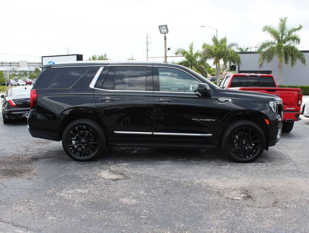 2023 GMC Yukon SUV / Crossover - $68,500