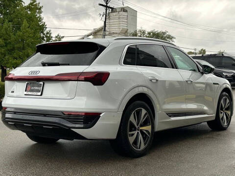 2024 Audi Q8 e-tron quattro Premium Plus