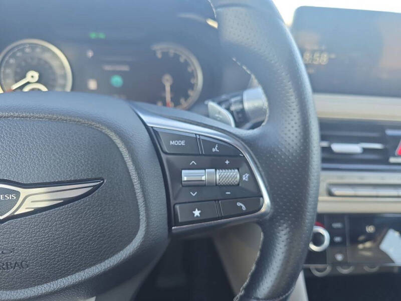 2025 Genesis G70