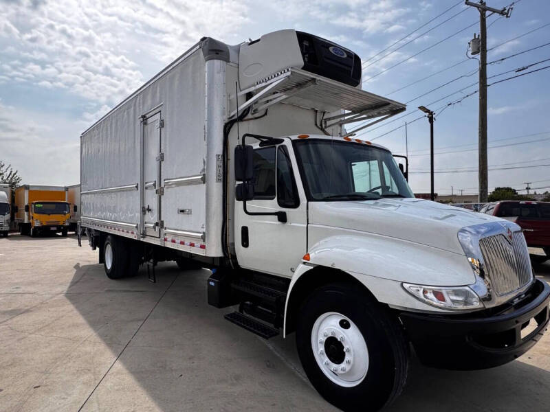 2019 International DuraStar 4300