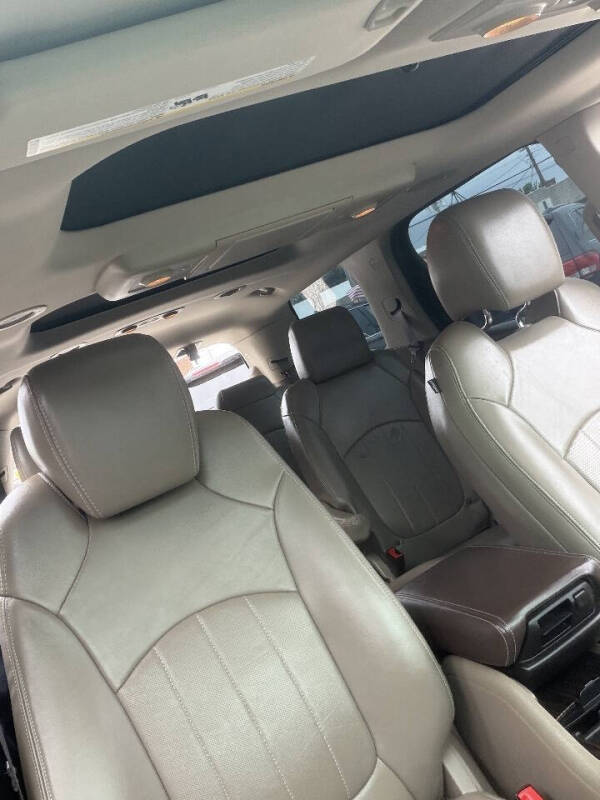 2016 GMC Acadia Denali