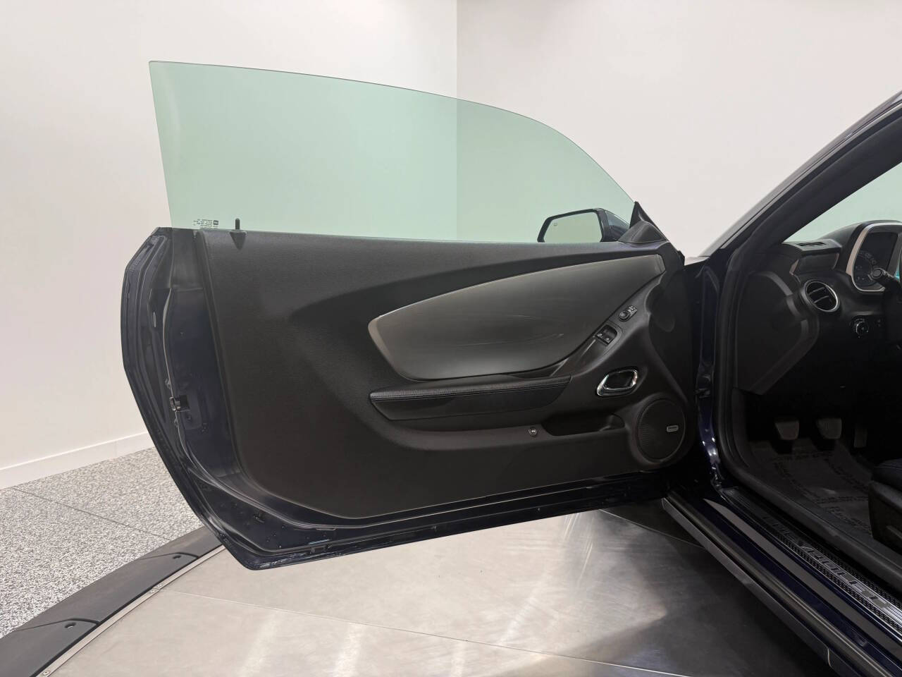 2011 Chevrolet Camaro 26
