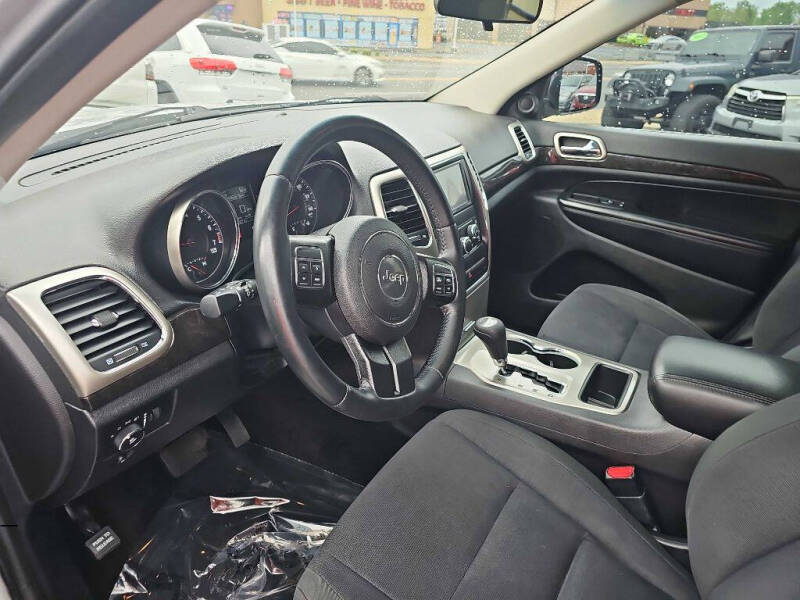 2012 Jeep Grand Cherokee Laredo