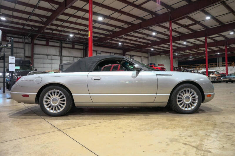 2004 Ford Thunderbird Deluxe