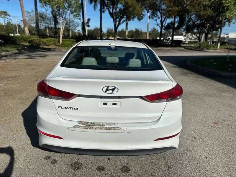 2017 Hyundai Elantra Value Edition