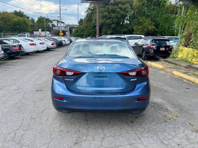 2017 Mazda MAZDA3 Touring