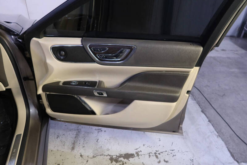 2020 Lincoln Continental Reserve