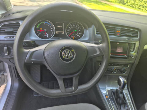 2016 Volkswagen e-Golf SE
