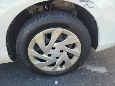 2015 Toyota Prius c Four