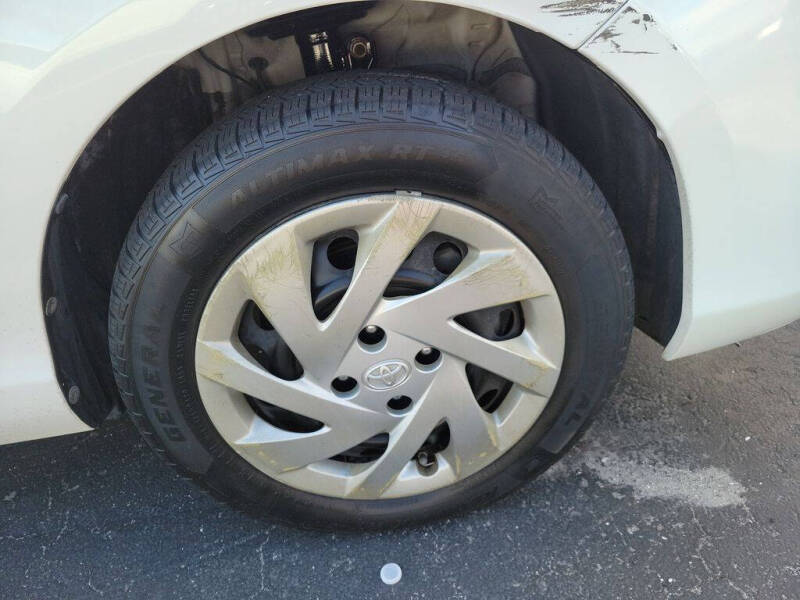 2015 Toyota Prius c Four
