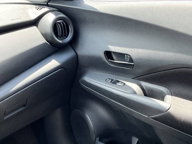 2021 Nissan Kicks S