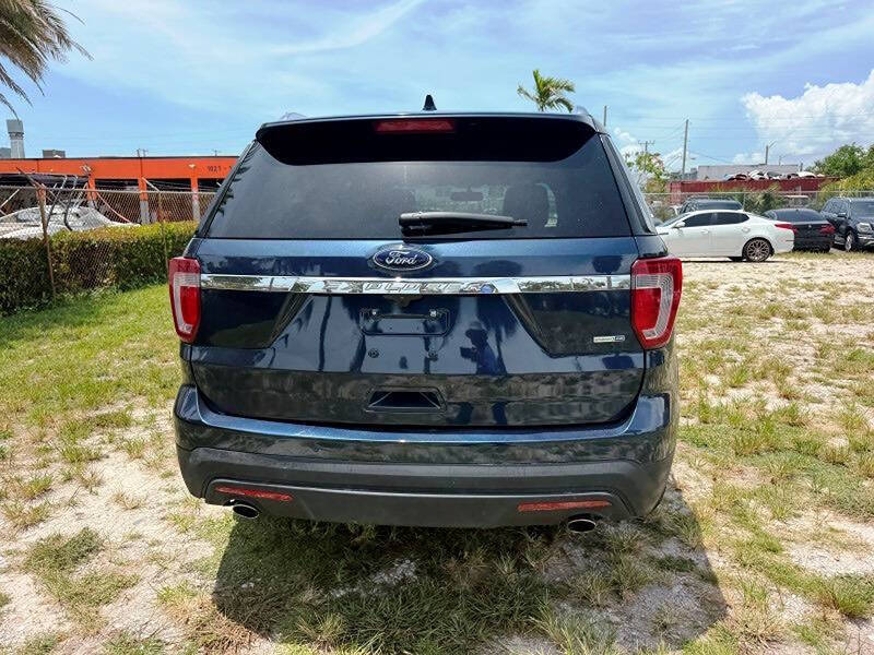 2017 Ford Explorer Limited