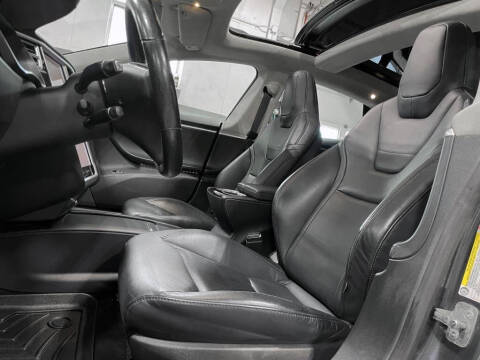 2016 Tesla Model S 75D