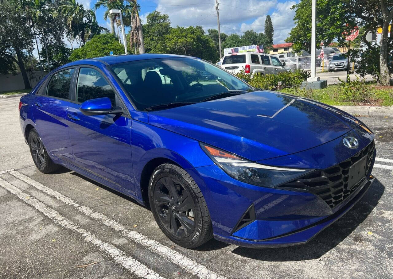 2021 Hyundai Elantra  - $19,800